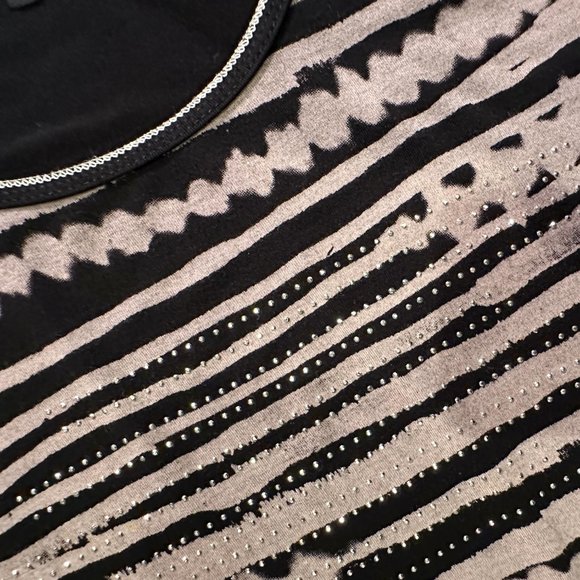 Edista Black & Beige Embellished Graphic Long Tank Top Medium - Picture 2 of 7